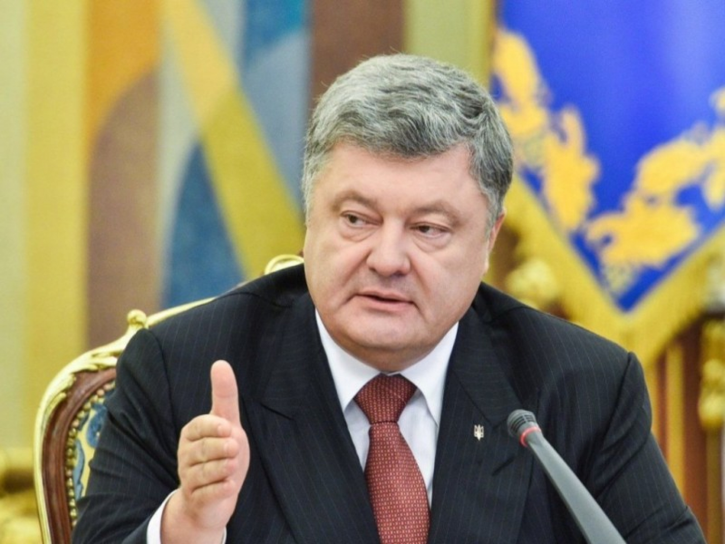 Порошенко заявил, что власти РФ обманули жителей Крыма